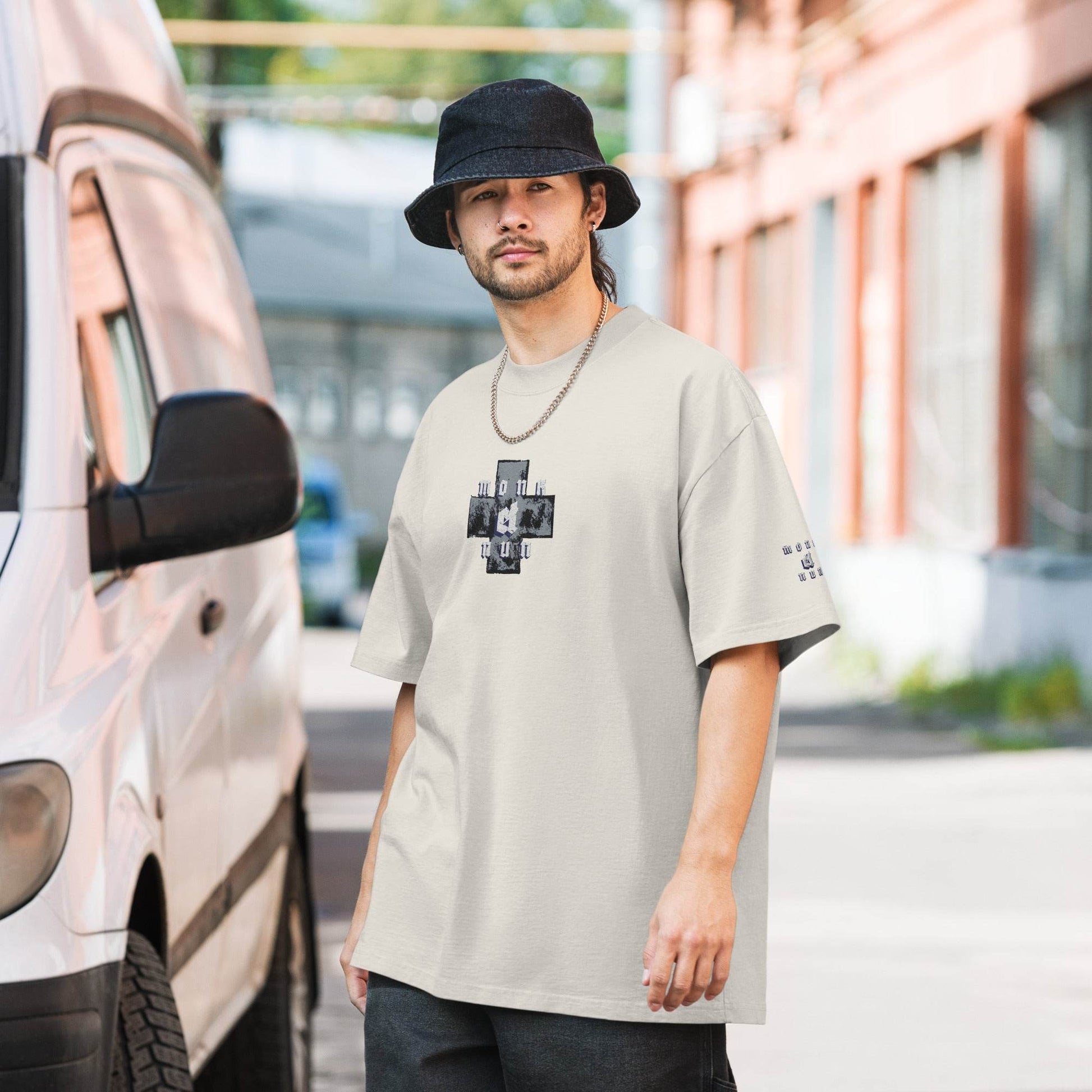 Unisex Oversized faded 100% carded cotton t-shirt Always think positive - Monk&Nun UnisexClothing